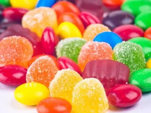 人民日?qǐng)?bào)精選70個(gè)超實(shí)用健康養(yǎng)生飲食小知識(shí) 守護(hù)健康，從每日餐桌開始